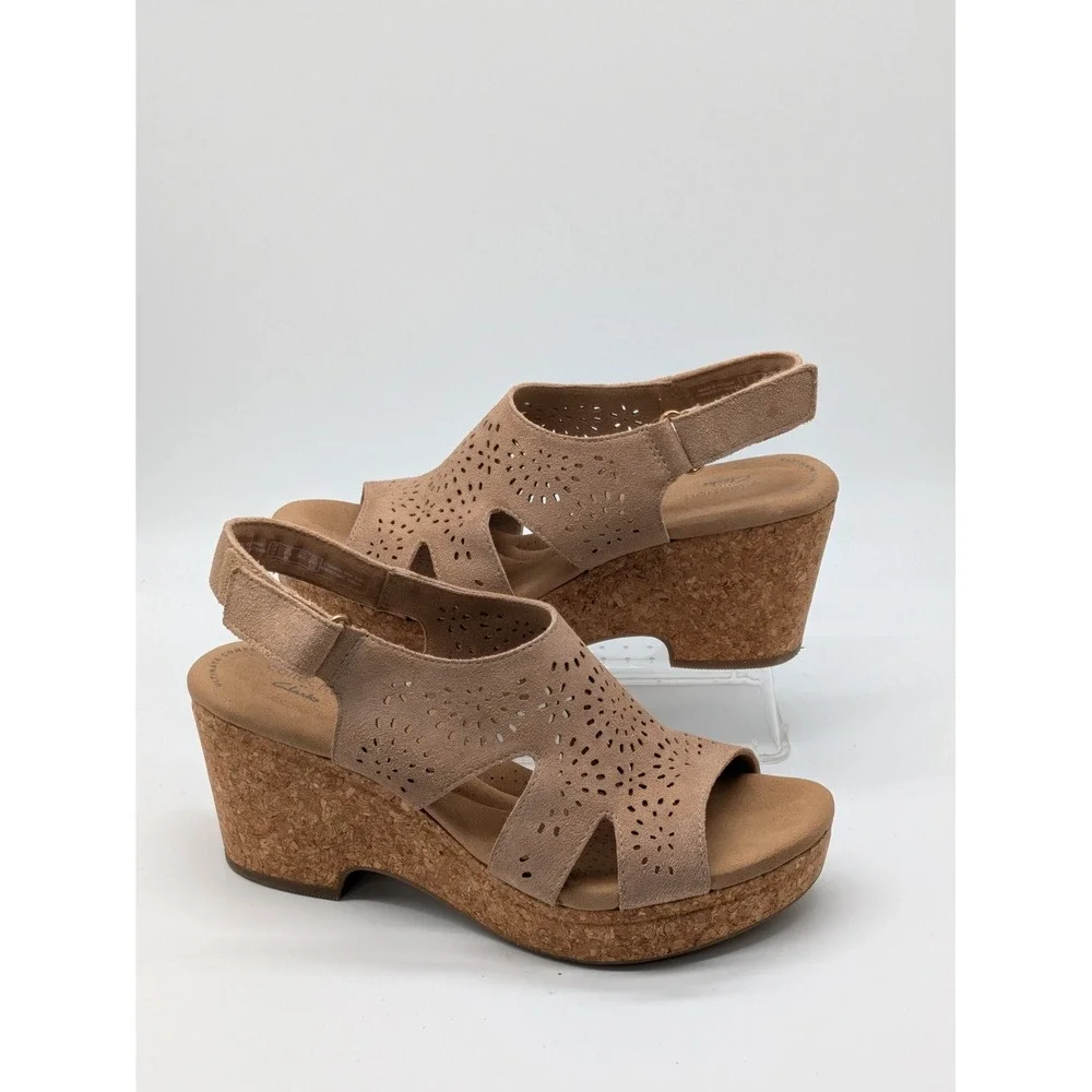 Clarks Collection Women's 8.5M Tan Suede Perforated Cork Wedge Sandals